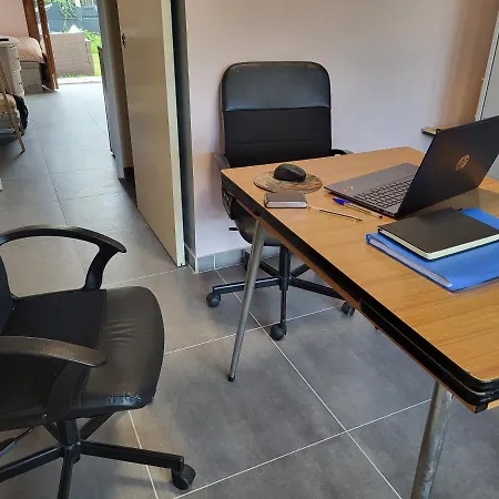 Apartment Proche De Bordeaux, Route Des Chateaux Ludon-Medoc